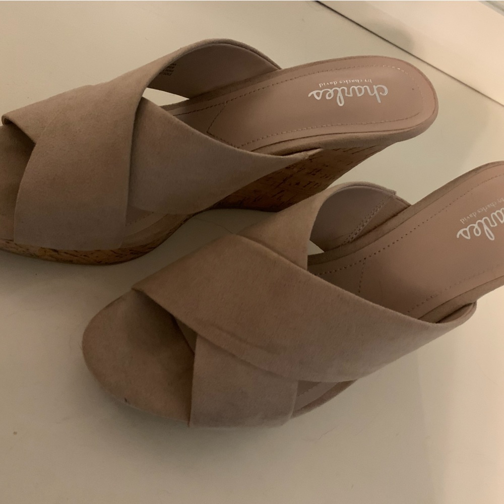 Size 8 nude wedges